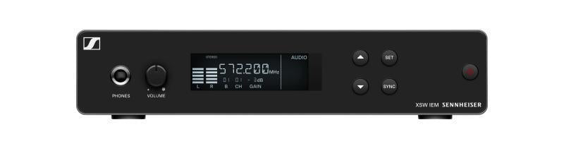 Single half-rack stereo UHF tr